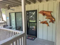 Relax and Unwind at This Cozy 2-Bedroom First Floor Condo in Edisto Beach.