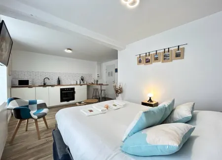 Le Meunier, cozy new studio in Chouilly, 5 mn from Epernay. Отели в г. Шуийи