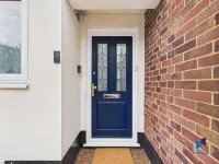 Modern 4 Bedroom Spacious House with Garden and Free Parking