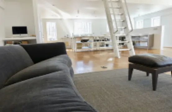 Art Studio House in Private Mountaintop Nature Preserve Hotels in Hillsdale