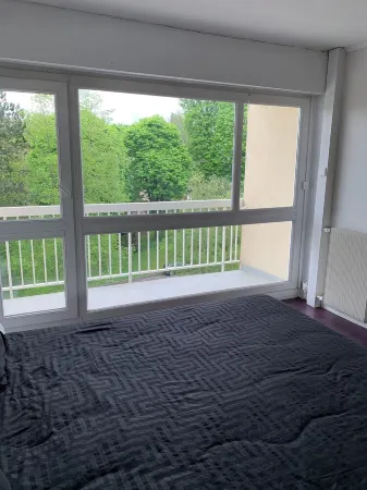 T2 apartment in Saint germain en Laye near RER station ideal for visiting Paris Отели рядом со станцией Gare de St Germain En Laye Bel Air Fourqueux