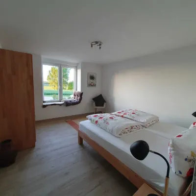 Modern, bright vacation apartment with terrace, sauna & alpacas - pure relaxation! Hotels in Bissendorf