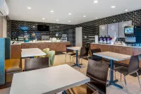 Clarion Pointe Indianapolis Airport Hotel a Guilford Township
