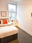 Brynmill Flat Sleeps 3/5 | Close to Beach, Uni & Park | Free Wifi | Free Parking Hotels in Brynmill