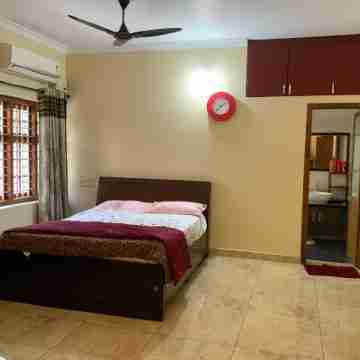 "Rohini Villa" 5 Bedroom Luxury Garden Villa in Kozhikode Rooms