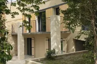 Modern Escape in Provence Hotels in Lambesc