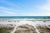 Seabird by AvantStay Beachfront Home w Plunge Pool Amazing Views