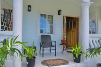 Charming 3-bedroom house in enchanting Fairy Hill with WiFi, AC Hotel a Fairy Hill