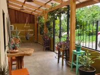 Spacious 5-bedroom beach house in delightful Playa Carrillo with WiFi, AC Hotels in Puerto Carrillo