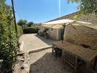 Cosy house with swimming pool in Gordes - MANETIN - 6 people Hotels near Lavende field