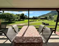 Bungalow Moorea Hotels in Afareaitu