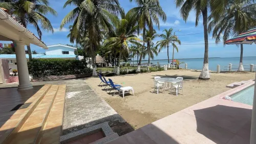 Beautiful, cozy and spacious house in Playa Blanca, San Antero, Cordoba Colombia Hotels in San Antero