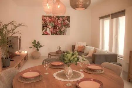 AP2 – 2-Bedroom Apartment with Terrace near Charleroi Airport Отели в г. Ransart