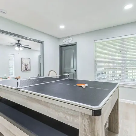 Stylish main-level home in historic downtown Brenham—walking distance to shops!