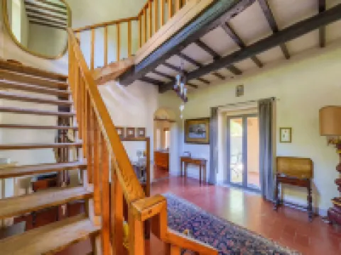 Villa with private swimming pool on the Florentine hills 25 Km from Florence Hotels in Pelago