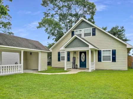 3BR/2B in the heart of Leesville, Southern Comfort