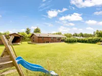 "Yngve" - 3.5km from the sea