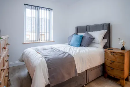 Wiston Street - 2 Bedroom Holiday Home - Pembroke