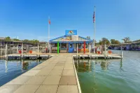 2 Mi to Silver Dollar City Lakefront Branson Gem! - Wi-Fi