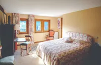 MANOIR DES HERBES Hotels in Touques