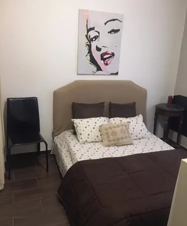 Pleasant and comfortable little house with patio Отели рядом с достопримечательностью «Дворец Дар-Нежма-Эззахра»