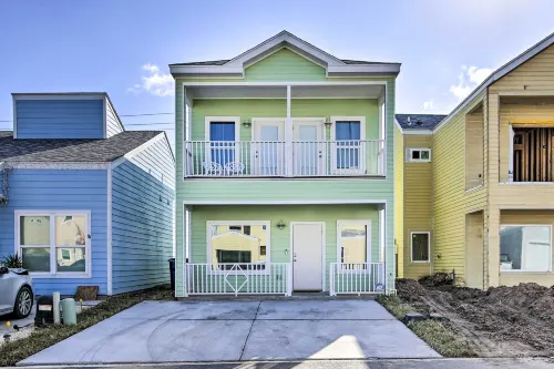 Pet-Friendly Port Isabel Home 5 Mi to Beach! - Wifi