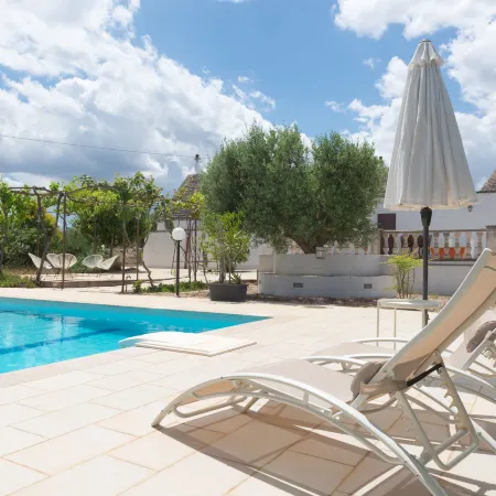 Trulli in Itria Valley with Infinity Pool