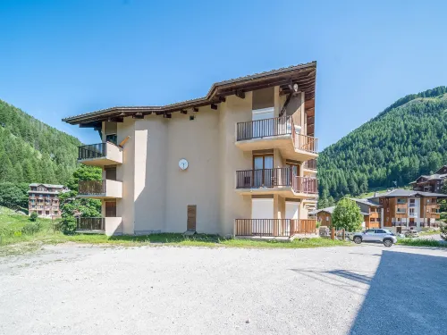 Studio in France with Mountain Views