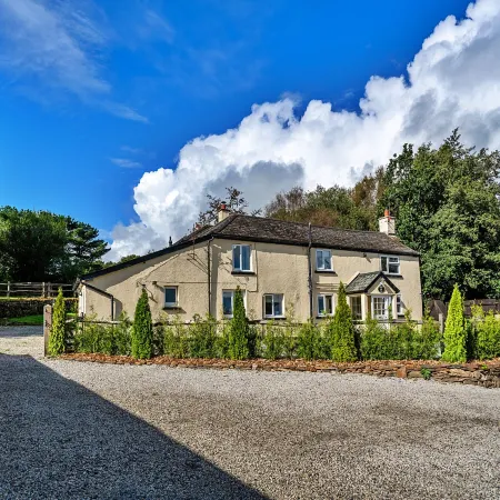 Home in Devon near Dartmoor National Park Отели в г. Окхемптон