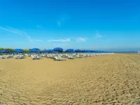 Villa in Albarella near Venice Beach - Villas
