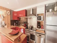 Spacious Chalet Near Ski Slopes