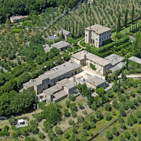 Charming House in Tuscany with Pool & Views