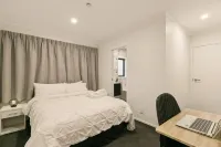 Modern 1BR Flat, Private Entry, Full Kitchen-30 minutes' drive to Wellington CBD - 廚房