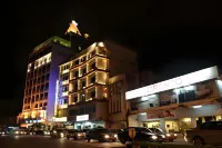 ريتز جاردن هوتل إبوه فنادق في 