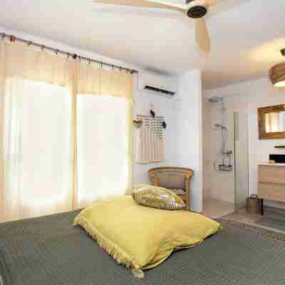 Green Balaou 1BD 15 min walk Orient-Bay Rooms