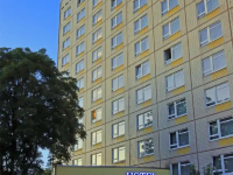 โรงแรมอัมแทร์ราสเซอนูเฟอร์ โรงแรมในเดรสเดิน