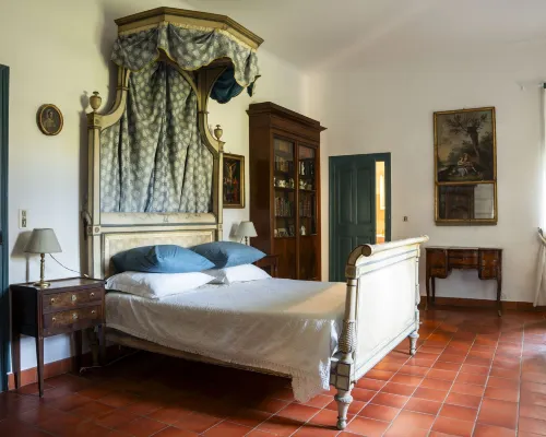 Mas De Monge Hotels in Tarascon