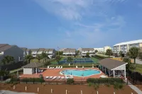 Barrier Dunes 250 - 110 Sea Side Oasis by Pristine Properties Vacation Rentals - Strand