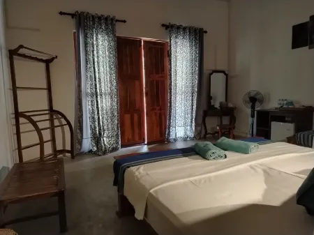 Wilpattu Wild Villa Отели в г. Сольявева