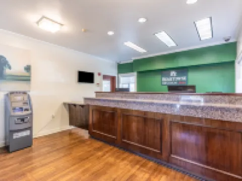 HomeTowne Studios Orlando-Cassleberry Hotels in Casselberry