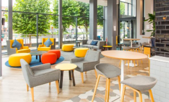 Holiday Inn Express LEEDS CITY CENTRE - ARMOURIES by IHG