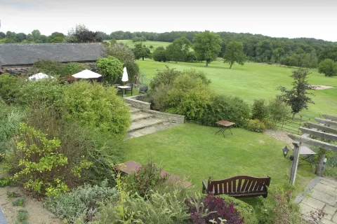 摩爾莉哈耶斯飯店