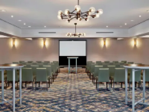 デルタ・ホテルズ・カルガリー・ダウンタウン カルガリーのホテル