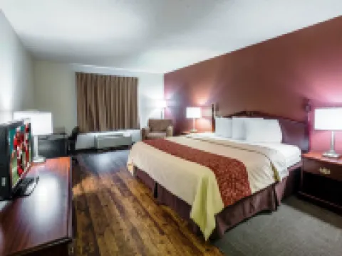 Red Roof Plus+ Danville, KY Hotels in Boyle County