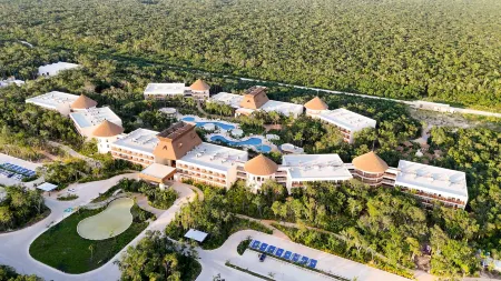 Hotel Mundo Maya Tulum