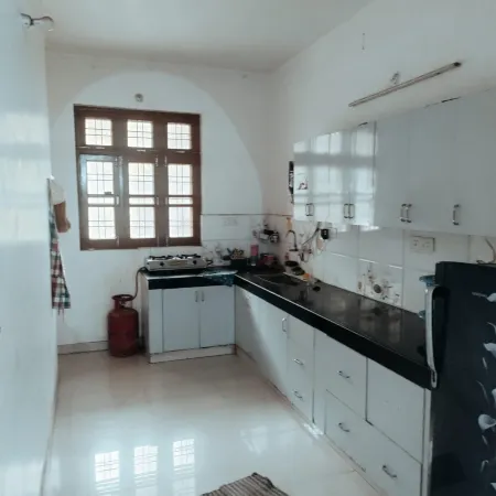 Spacious Peaceful Apartment for Two Families in Lucknow