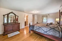 3-Acre Property: Charming Dutch Country Colonial - 3-Star