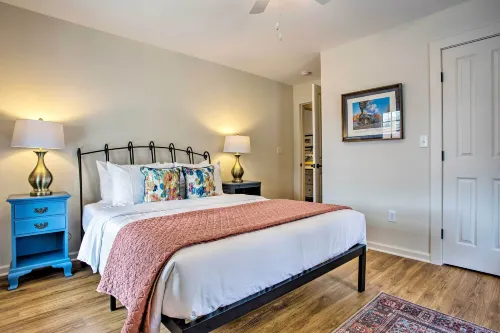 Walk to Dining Saluda Main Street Retreat! - 3 stjerner