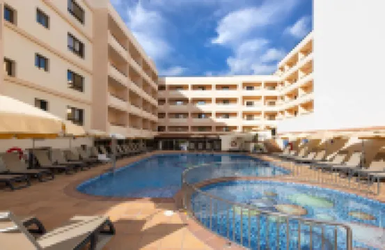 Invisa Hotel la Cala