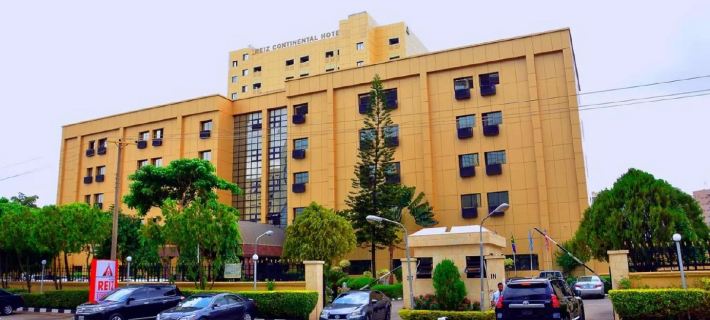 Reiz Continental Hotel Ξενοδοχεία στην πόλη Αμπούζα